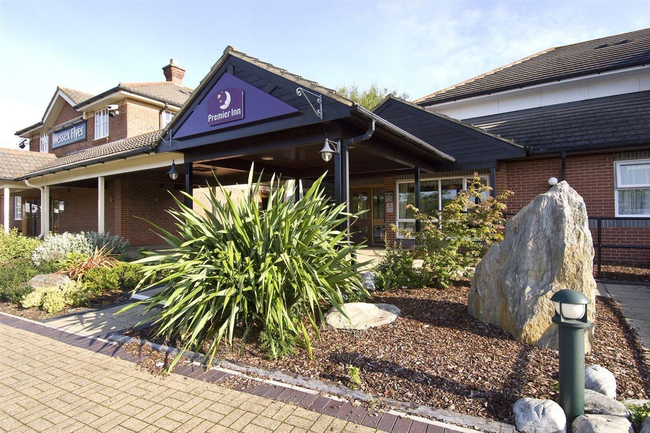Premier Inn Bristol South Exteriér fotografie