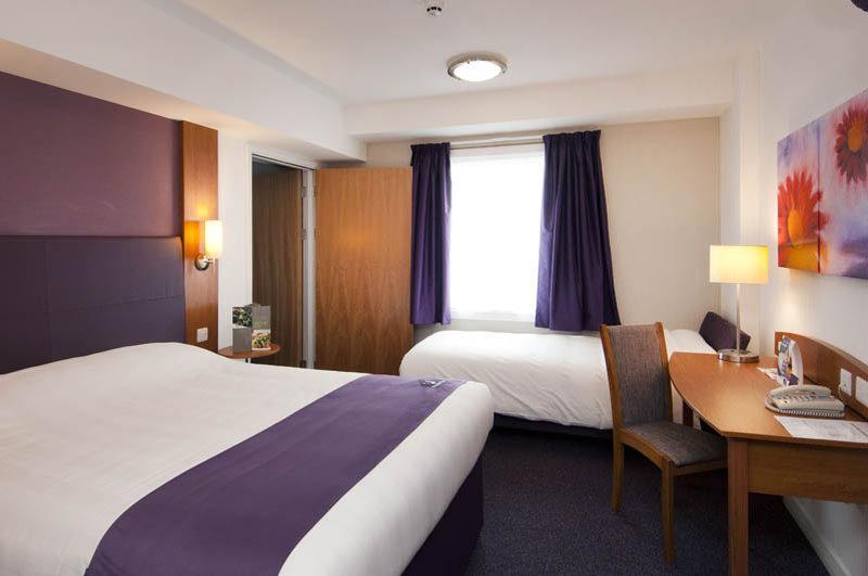 Premier Inn Bristol South Exteriér fotografie